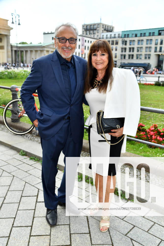 Wolfgang Stumph mit Ehefrau Christine Stumph beim Felix Burda Award im AXICA Hausl in Berlin am 21.06.2026