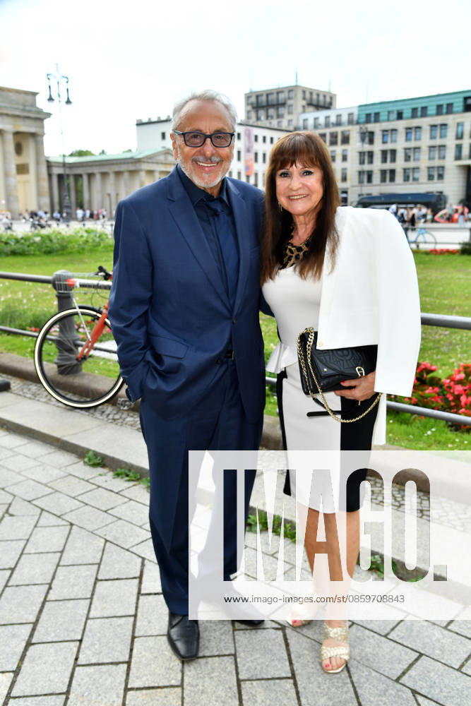 Wolfgang Stumph mit Ehefrau Christine Stumph beim Felix Burda Award im AXICA Hausl in Berlin am 21.06.2026