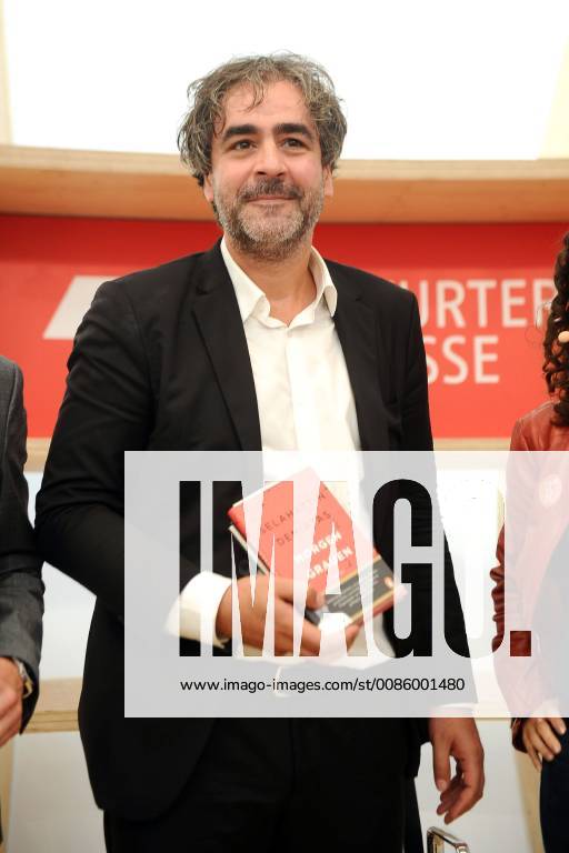 Frankfurter Buchmesse 2018. Journalist Deniz Yücel am 12.10.2018 auf der Frankfurter Buchmesse. 20181012MWI339