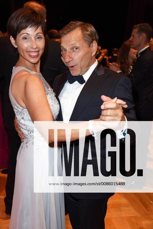 Richy Mueller mit Ehefrau Christl Stumhofer beim Leipziger Opernball in der Oper Leipzig am 13.10.2018