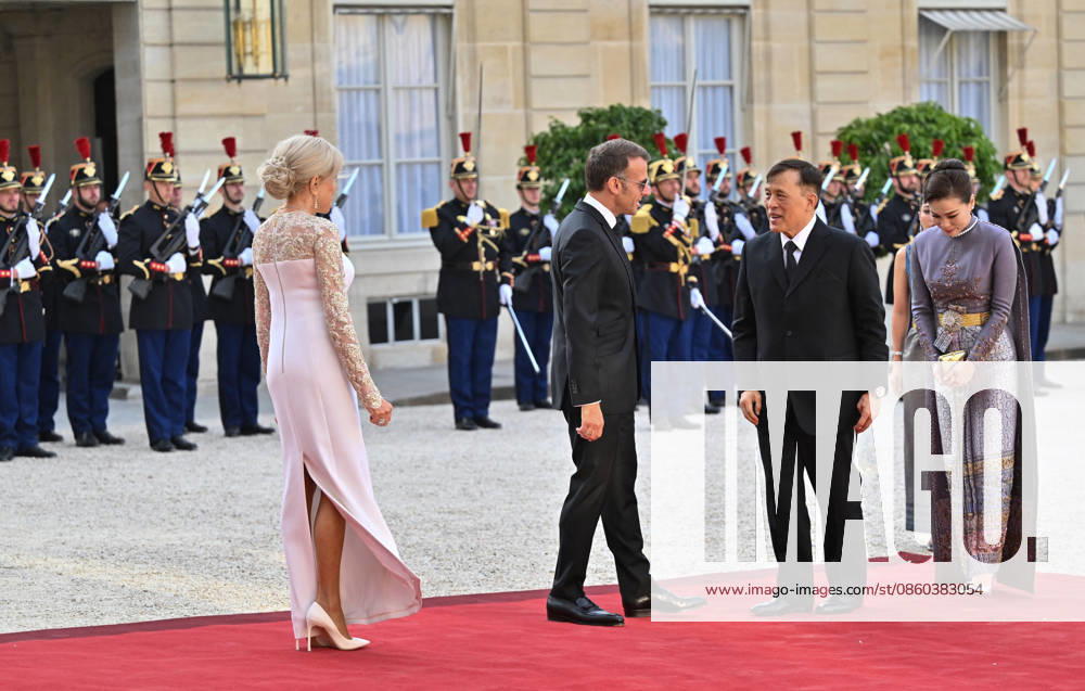 President Emmanuel Macron, Brigitte Macron, Rama X, King of Thailand, and his wife, Queen Suthida, arriving at the Élysée Palace for a state dinnerstate dinner in honor of the visit of the King of Thailand and his wife to Paris on June 29, 2026. Christian Liewig Bestimage Arrivals at the state dinner held at the Élysée Palace in Paris in honor of the visit of the King of Thailand and his wife. Paris, France