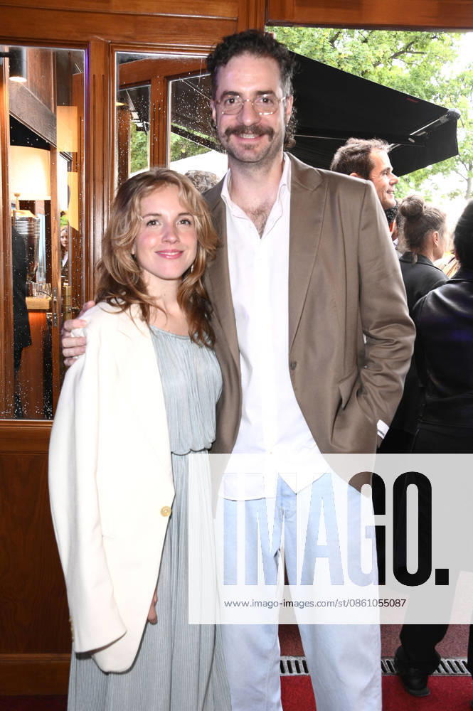 Paula Kalenberg und Fridolin Sandmeyer beim Fest der Produktionsallianz 2026 im Tipi am Kanzleramt. Berlin