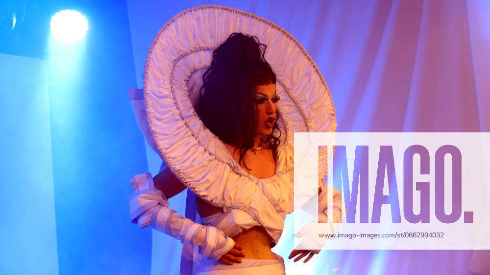 Halle Saale Halle (Saale) Halle Saale Sachsen-Anhalt Ansicht Stadtansicht Sachsen Anhalt Ansicht Sommerfest 2026 am Peißnitzhaus peißnitzhaus festival Travestieshow Travestie Show Drag- und Travestie-Show foto: Dalya ï¿½