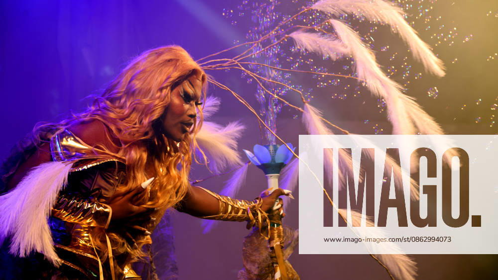 Halle Saale Halle (Saale) Halle Saale Sachsen-Anhalt Ansicht Stadtansicht Sachsen Anhalt Ansicht Sommerfest 2026 am Peißnitzhaus peißnitzhaus festival Travestieshow Travestie Show Drag- und Travestie-Show foto: Bijoux ï¿½