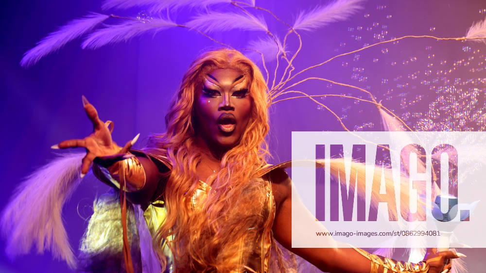 Halle Saale Halle (Saale) Halle Saale Sachsen-Anhalt Ansicht Stadtansicht Sachsen Anhalt Ansicht Sommerfest 2026 am Peißnitzhaus peißnitzhaus festival Travestieshow Travestie Show Drag- und Travestie-Show foto: Bijoux ï¿½