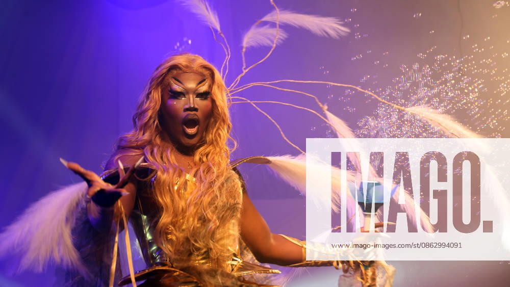 Halle Saale Halle (Saale) Halle Saale Sachsen-Anhalt Ansicht Stadtansicht Sachsen Anhalt Ansicht Sommerfest 2026 am Peißnitzhaus peißnitzhaus festival Travestieshow Travestie Show Drag- und Travestie-Show foto: Bijoux ï¿½