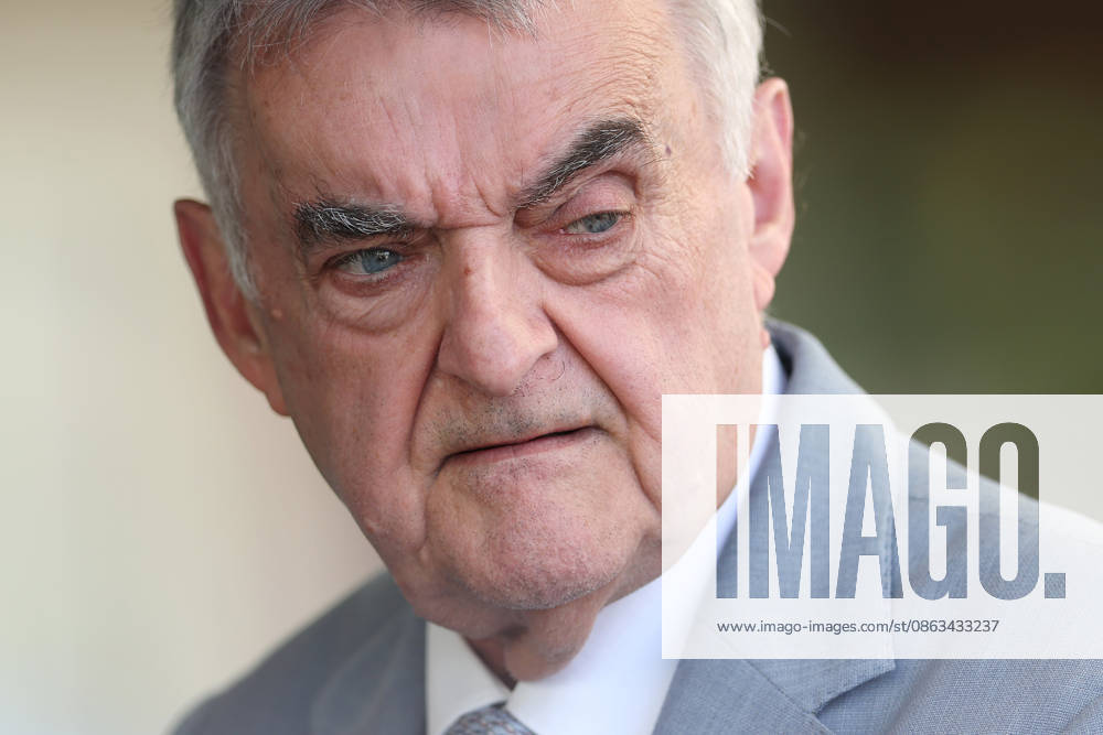Düsseldorf, Minister Herbert Reul (Innenminister des Landes Nordrhein-Westfalen - Mitglied des Bundesrates der Bundesrepublik Deutschland) Nordrhein-Westfalen Deutschland