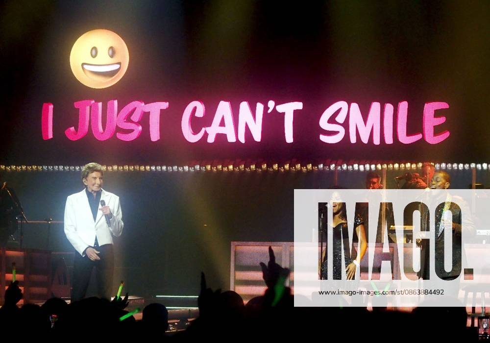 Barry Manilow on stage for Barry Manilow - The Last Duluth Concert, Gas South Arena, Duluth, GA, August 11, 2026. Photo By: Derek Storm Everett Collection Barry Manilow - The Last Duluth Concert PUBLICATIONXNOTxINxCANxCHNxFRAxITAxJPNxNORxPOLxRUSxESPxUKxUSA