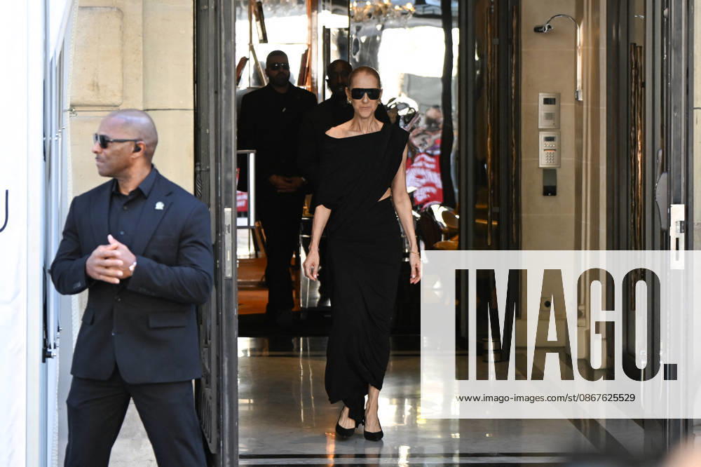 Celine Dion Leaves Her Hotel - Paris Celine Dion spend time with fans before her concert, at hotel Royal Monceau in Paris, France on September 23, 2026. Photo by Lionel Urman ABACAPRESS.COM Paris France