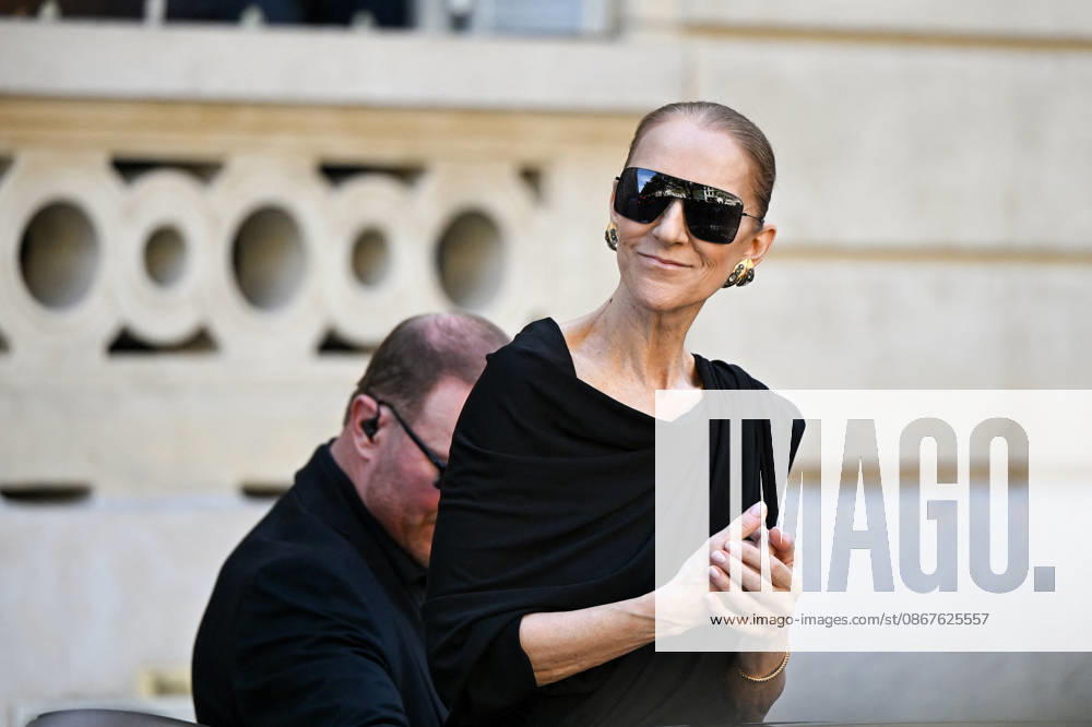 Celine Dion Leaves Her Hotel - Paris Celine Dion spend time with fans before her concert, at hotel Royal Monceau in Paris, France on September 23, 2026. Photo by Lionel Urman ABACAPRESS.COM Paris France