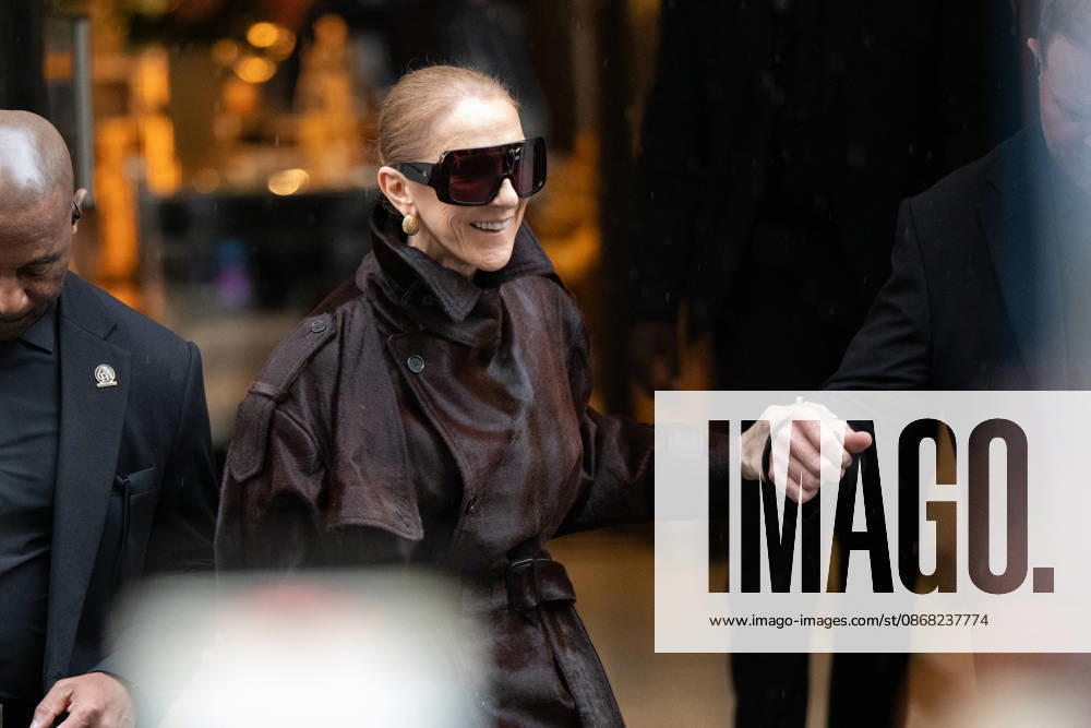 Céline Dion spent some time with her fans at the Royal Monceau Hotel in Paris, France, before heading to the event venue. Céline Dion spends time with fans before going to the venue, the Royal Monceau Hotel in Paris, France 460074 September 30, 2026 PARIS France