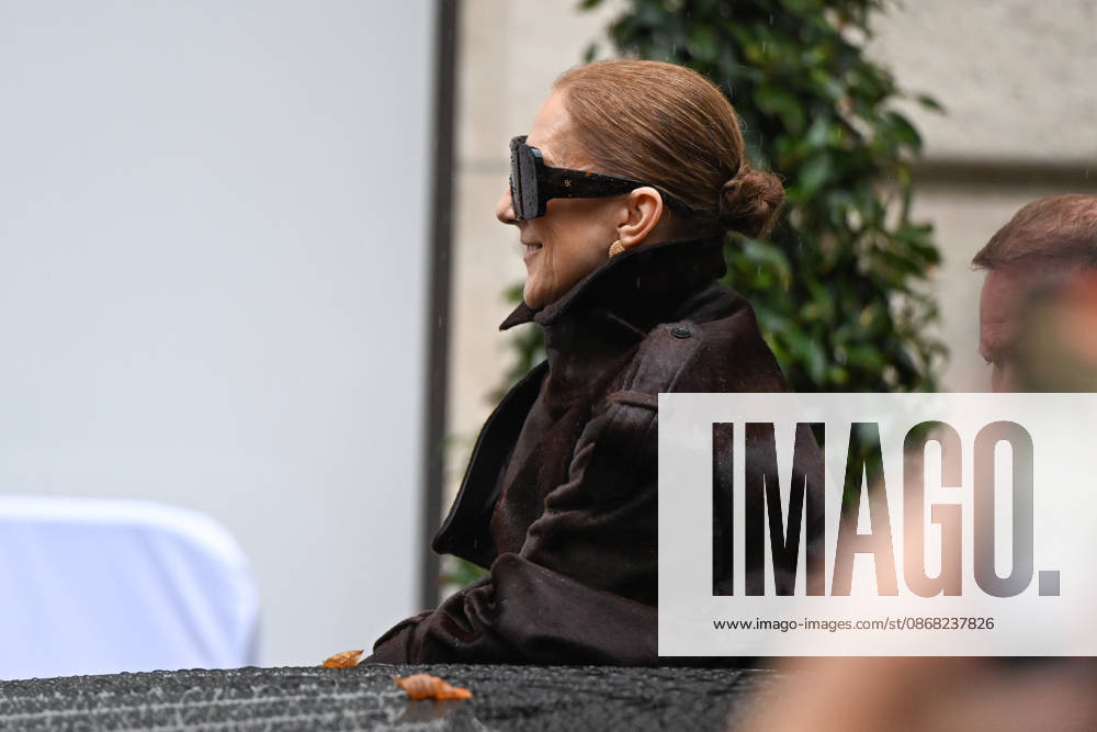 Céline Dion spent some time with her fans at the Royal Monceau Hotel in Paris, France, before heading to the event venue. Céline Dion spends time with fans before going to the venue, the Royal Monceau Hotel in Paris, France 460074 September 30, 2026 PARIS France