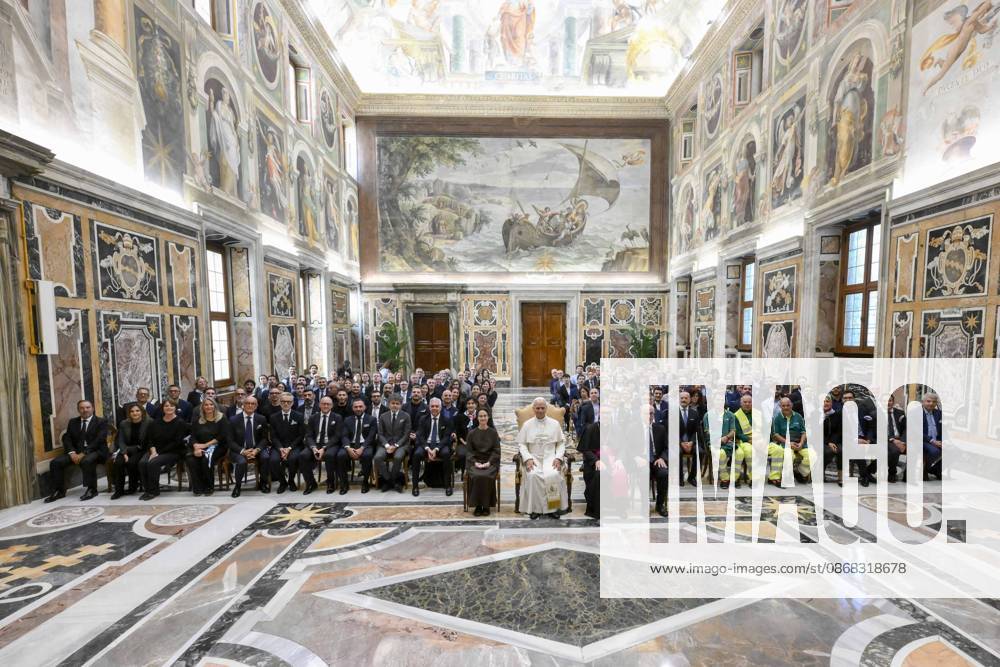 IPA89177596 - Italy, Rome, Vatican, October 1, 2026: Pope Leo XIV receives a delegation from the Hera Group in a private audience at the Vatican. Photograph by VATICAN MEDIA Catholic Press Photo