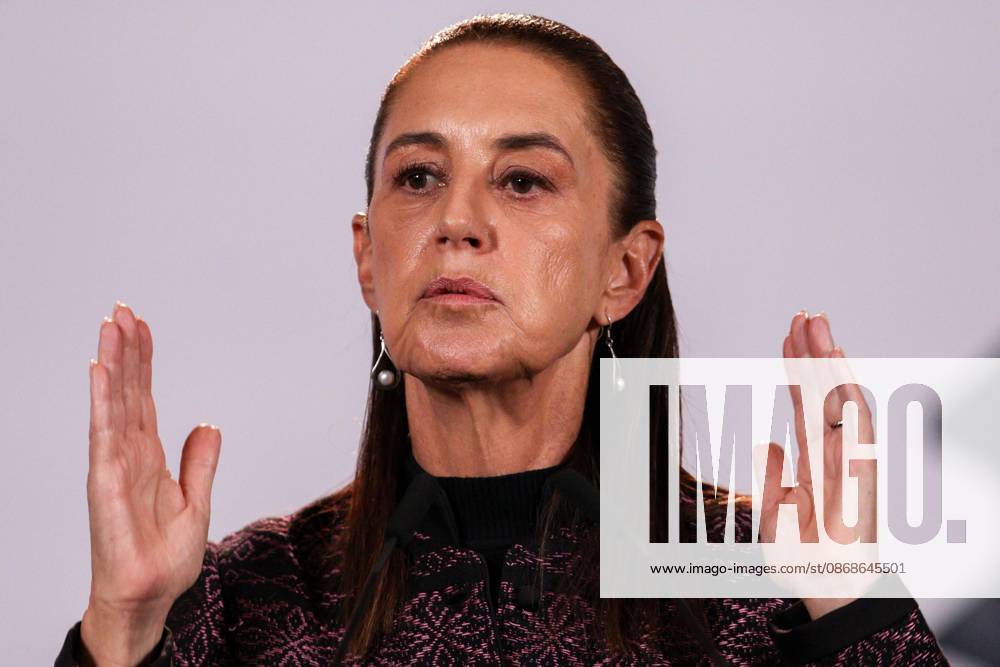 TO-45353- Ciudad de M& xe9;xico. 2026-10 -05. Claudia Sheinbaum Pardo, President of Mexico, during the daily morning press conference in the Treasury Room of the National Palace in Mexico City. Alejandro God& xcd;nez Clasos.com.mx - ZUMAcs4_ 20261005_faa_cs4_035