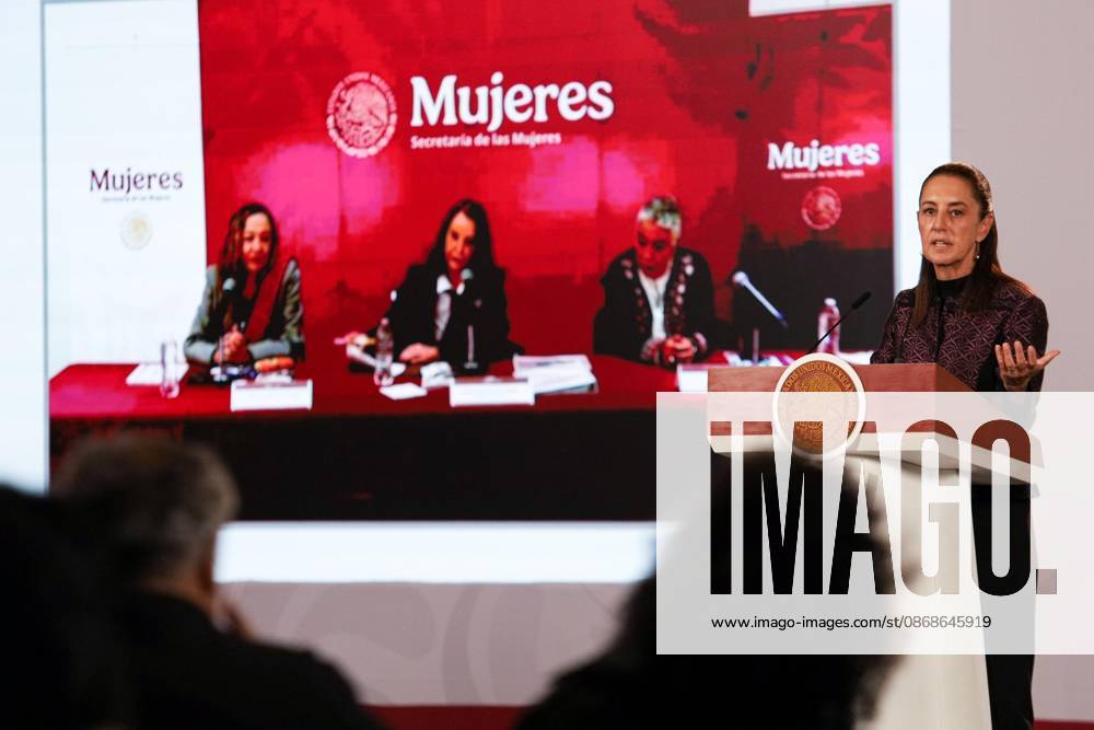 TO-45353- Ciudad de M& xe9;xico. 2026-10 -05. Claudia Sheinbaum Pardo, President of Mexico, during the daily morning press conference in the Treasury Room of the National Palace in Mexico City. Alejandro God& xcd;nez Clasos.com.mx - ZUMAcs4_ 20261005_faa_cs4_062