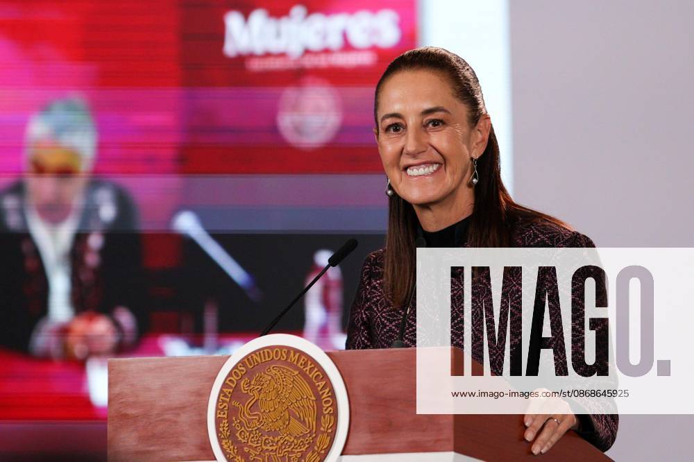 TO-45353- Ciudad de M& xe9;xico. 2026-10 -05. Claudia Sheinbaum Pardo, President of Mexico, during the daily morning press conference in the Treasury Room of the National Palace in Mexico City. Alejandro God& xcd;nez Clasos.com.mx - ZUMAcs4_ 20261005_faa_cs4_064