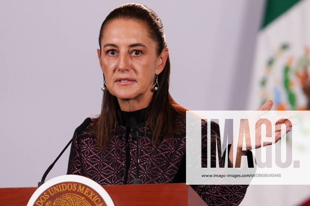 TO-45353- Ciudad de M& xe9;xico. 2026-10 -05. Claudia Sheinbaum Pardo, President of Mexico, during the daily morning press conference in the Treasury Room of the National Palace in Mexico City. Alejandro God& xcd;nez Clasos.com.mx - ZUMAcs4_ 20261005_faa_cs4_058