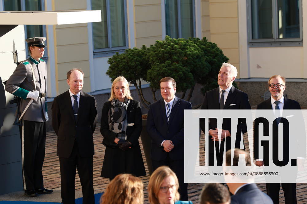 President ALEXANDER STUBB and his spouse SUZANNE INNES-STUBB welcome King FELIPE VI and Queen LETIZIA of Spain during the official welcoming ceremony marking the start of the royal couple s state visit to strengthen bilateral relations. Espoo Finland - ZUMAt172 20261006_zip_t172_021