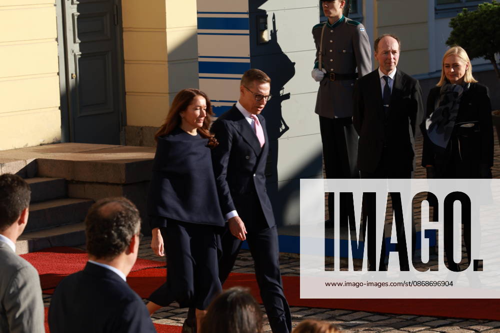 President ALEXANDER STUBB and his spouse SUZANNE INNES-STUBB welcome King FELIPE VI and Queen LETIZIA of Spain during the official welcoming ceremony marking the start of the royal couple s state visit to strengthen bilateral relations. Espoo Finland - ZUMAt172 20261006_zip_t172_023