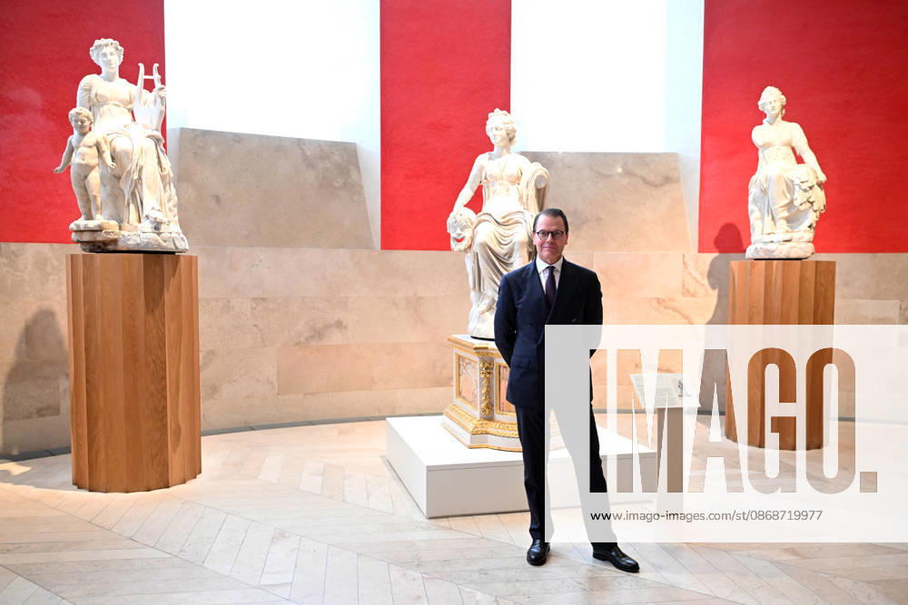 The Prado Museum Reopens the Queen Christina Sculpture Gallery with a Visit by Prince Daniel of Sweden Prince Daniel of Sweden during his visit to the Queen Christina Sculpture Gallery at the Prado Museum on October 6, 2026, in Madrid, Spain CELEBRITIES PRADO MUSEUM ROYALTY PRINCE José Madrid Madrid Spain