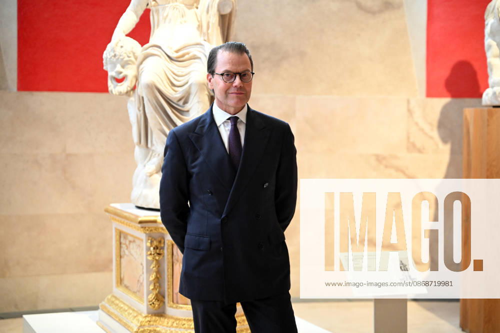 The Prado Museum Reopens the Queen Christina Sculpture Gallery with a Visit by Prince Daniel of Sweden Prince Daniel of Sweden during his visit to the Queen Christina Sculpture Gallery at the Prado Museum on October 6, 2026, in Madrid, Spain CELEBRITIES PRADO MUSEUM ROYALTY PRINCE José Madrid Madrid Spain