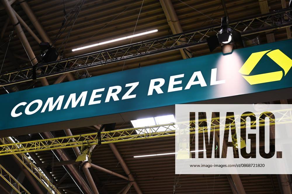 Die EXPO REAL 2026 findet aktuell auf dem Messegelände der Messe München statt. Sie ist Europas grösste internationale Fachmesse für Immobilien, Investitionen und Infrastruktur. Foto: Messestand Commerz Real.