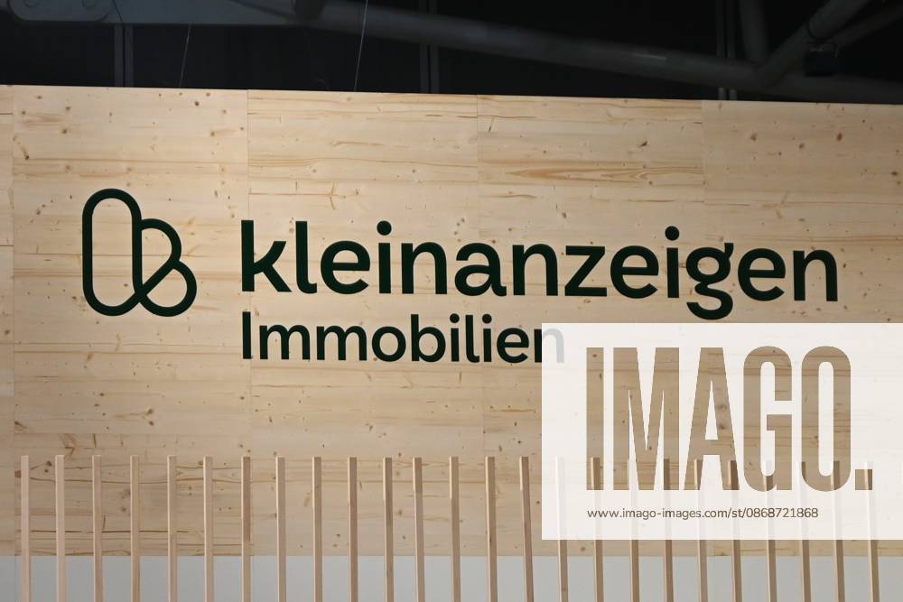 Die EXPO REAL 2026 findet aktuell auf dem Messegelände der Messe München statt. Sie ist Europas grösste internationale Fachmesse für Immobilien, Investitionen und Infrastruktur. Foto: Messestand kleinanzeigen immobilien. Kleinanzeigen ist Deutschlands führender Online-Kleinanzeigenmarkt.