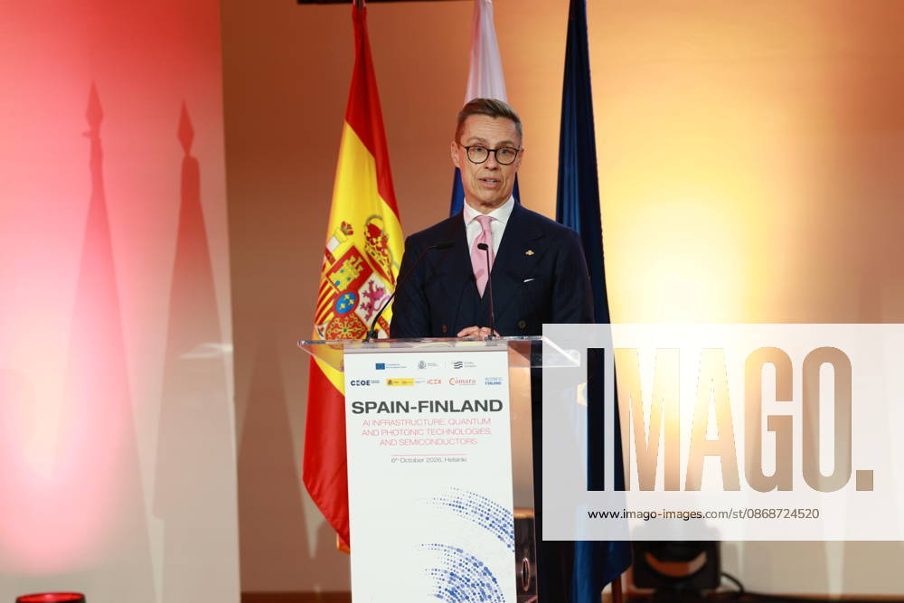 President ALEXANDER STUBB and his spouse SUZANNE INNES-STUBB welcome King FELIPE VI and Queen LETIZIA of Spain during the official welcoming ceremony marking the start of the royal couple s state visit to strengthen bilateral relations. Espoo Finland - ZUMAt172 20261006_zip_t172_049