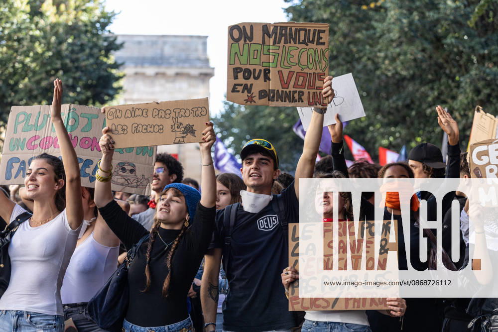 Students Demonstration Over Education Conditions - Bordeaux High school students demonstrate in the streets during a nationwide mobilization calling for more resources and improved conditions in school, in Bordeaux, France, on October 6, 2026. Photo by Margot Le Gonidec ABACAPRESS.COM Bordeaux France