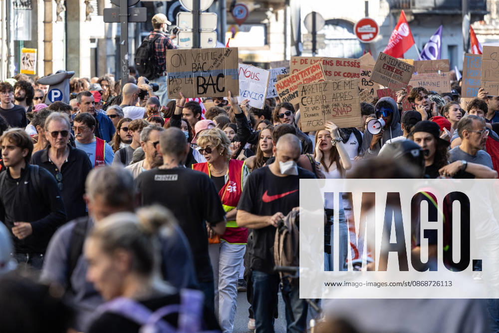 Students Demonstration Over Education Conditions - Bordeaux High school students demonstrate in the streets during a nationwide mobilization calling for more resources and improved conditions in school, in Bordeaux, France, on October 6, 2026. Photo by Margot Le Gonidec ABACAPRESS.COM Bordeaux France