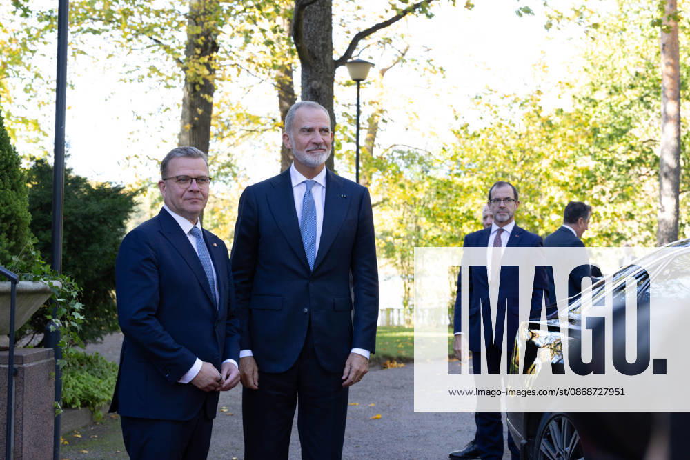 King FELIPE VI of Spain is welcomed by Finnish Prime Minister PETTERI ORPO at the Prime Minister s official residence during the King s state visit to Finland. Helsinki Finland - ZUMAt172 20261006_zip_t172_054