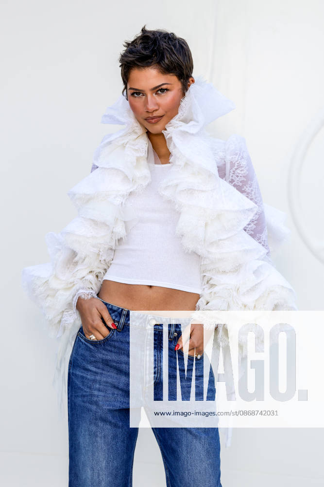 Zendaya at the photocall for the Louis Vuitton Spring Summer 2027 Women’s Ready-to-Wear show during Paris Fashion Week (PFW) at the Cité internationale universitaire de Paris, France, on October 6, 2026. Olivier Borde, Bestimage. Photocall at the Louis Vuitton Women’s Ready-to-Wear Spring Summer 2027 show as part of Paris Fashion Week on October 6, 2026, in Paris, France. Paris, France