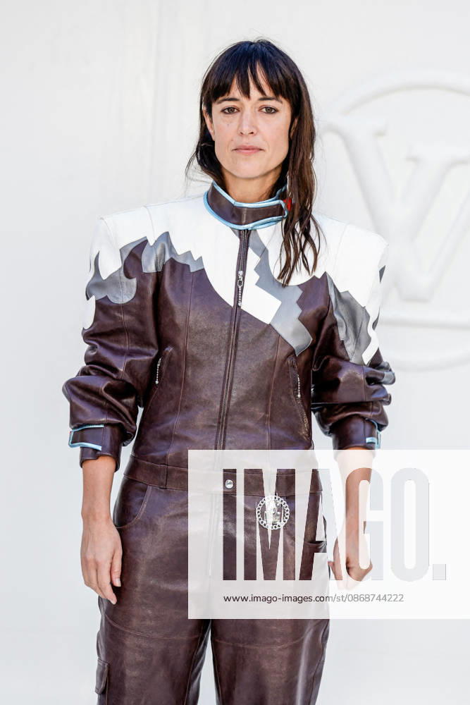 Vimala Pons at the photocall for the Louis Vuitton Women’s Ready-to-Wear Spring Summer 2027 show during Paris Fashion Week (PFW) at the Cité internationale universitaire de Paris, France, on October 6, 2026. Olivier Borde, Bestimage. Photocall at the Louis Vuitton Women’s Ready-to-Wear Spring Summer 2027 show as part of Paris Fashion Week on October 6, 2026, in Paris, France. Paris, France