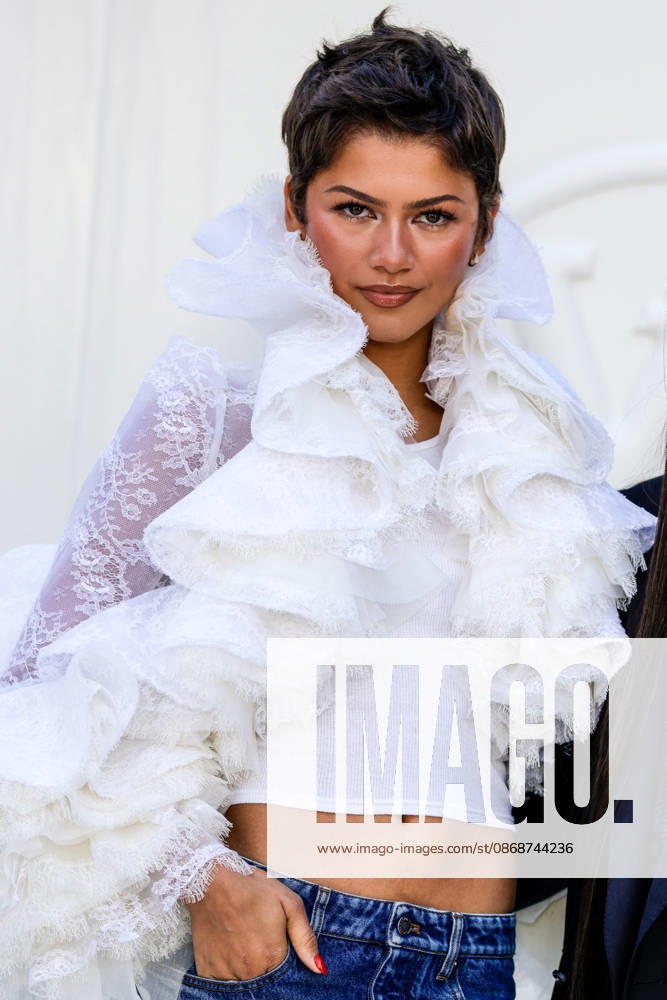 Zendaya at the photocall for the Louis Vuitton Spring Summer 2027 Women’s Ready-to-Wear show during Paris Fashion Week (PFW) at the Cité internationale universitaire de Paris, France, on October 6, 2026. Olivier Borde, Bestimage. Photocall at the Louis Vuitton Women’s Ready-to-Wear Spring Summer 2027 show as part of Paris Fashion Week on October 6, 2026, in Paris, France. Paris, France