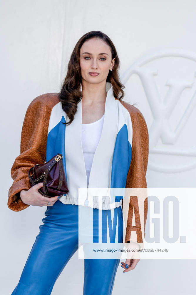 Sophie Turner at the photocall for the Louis Vuitton Women s Ready-to-Wear Spring Summer 2027 show during Paris Fashion Week (PFW) at the Cité internationale universitaire de Paris, France, on October 6, 2026. Olivier Borde, Bestimage. Photocall at the Louis Vuitton Women’s Ready-to-Wear Spring Summer 2027 show as part of Paris Fashion Week on October 6, 2026, in Paris, France. Paris, France