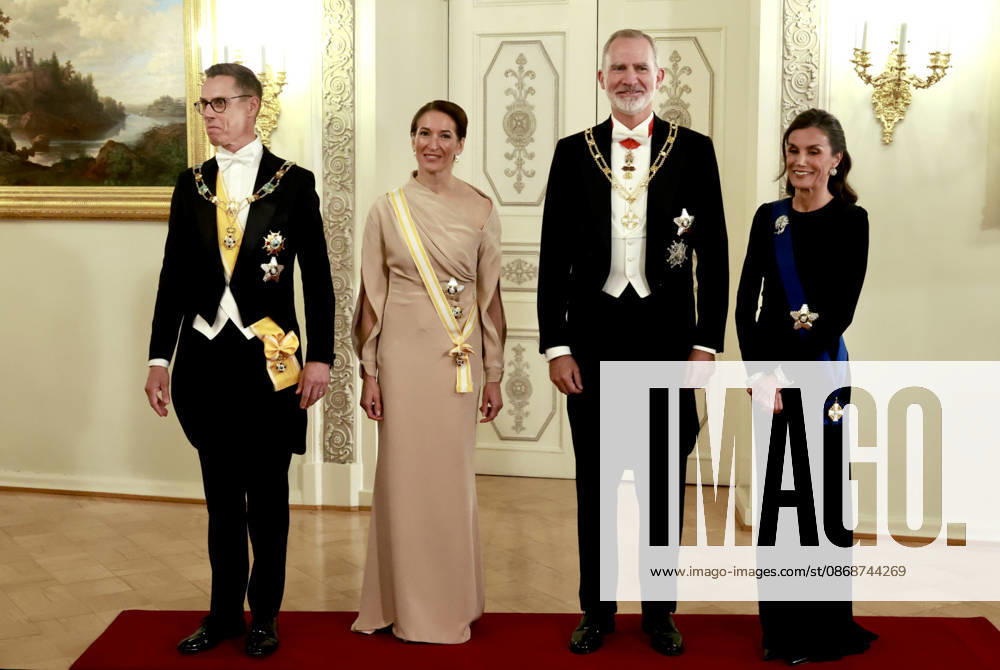 The King and Queen Attend a State Dinner Hosted by the President of the Republic of Finland The King and Queen, King Felipe and Queen Letizia, alongside the President of Finland, Cai Göran Alexander Stubb, and the First Lady, Suzanne Innes Stubb, moments before the gala dinner began at the Presidential Palace on October 6, 2026, in Helsinki, Finland ROYAL HOUSE KING AND QUEEN Europa Press 10 06 2026 Helsinki Helsinki Spain