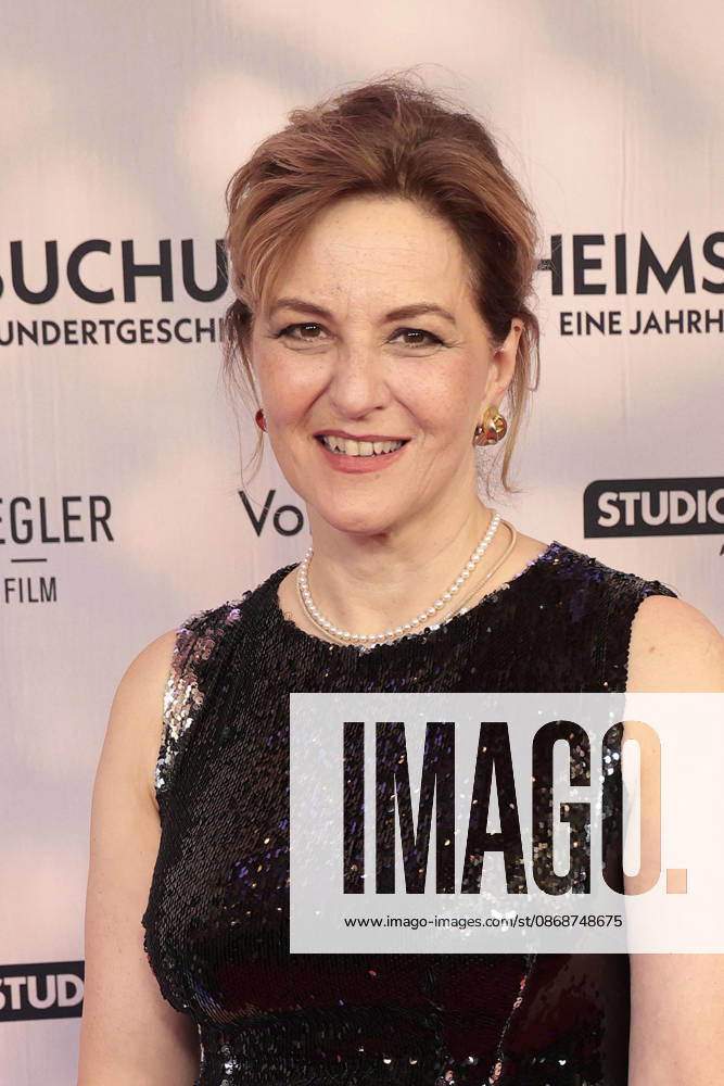 Martina Gedeck bei der Heimsuchung Film Premiere am 6.10.2026 im Kino International in Berlin Martina Gedeck attends the premiere of Heimsuchung The Beloved at Kino International on October 6, 2026l in Berlin, Germany Heimsuchung Filmpremiere in Berlin