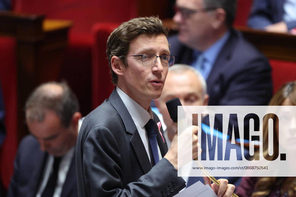 AssembleÌe Nationale - QAG du 6 octobre 2026 Edouard Geffray Sà ance des Questions d Actualità s au Gouvernement à l AssembleÌe Nationale à Paris, le 6 octobre 2026. Current Affairs Question Period with the Government at the National Assembly in Paris