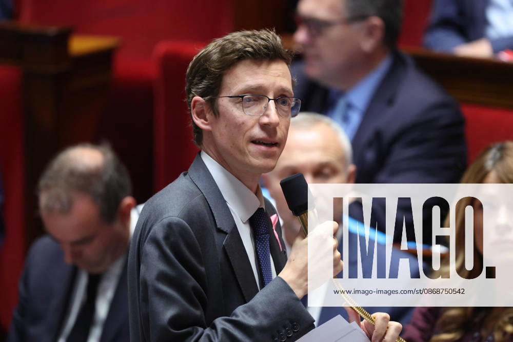 AssembleÌe Nationale - QAG du 6 octobre 2026 Edouard Geffray Sà ance des Questions d Actualità s au Gouvernement à l AssembleÌe Nationale à Paris, le 6 octobre 2026. Current Affairs Question Period with the Government at the National Assembly in Paris