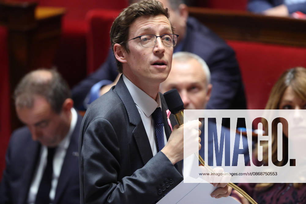 AssembleÌe Nationale - QAG du 6 octobre 2026 Edouard Geffray Sà ance des Questions d Actualità s au Gouvernement à l AssembleÌe Nationale à Paris, le 6 octobre 2026. Current Affairs Question Period with the Government at the National Assembly in Paris