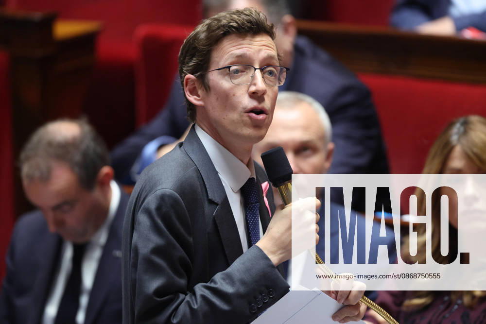 AssembleÌe Nationale - QAG du 6 octobre 2026 Edouard Geffray Sà ance des Questions d Actualità s au Gouvernement à l AssembleÌe Nationale à Paris, le 6 octobre 2026. Current Affairs Question Period with the Government at the National Assembly in Paris