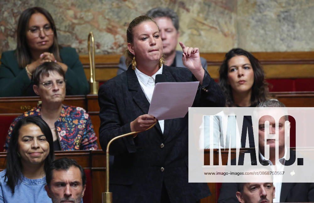 AssembleÌe Nationale - QAG du 6 octobre 2026 Mathilde Panot Sà ance des Questions d Actualità s au Gouvernement à l AssembleÌe Nationale à Paris, le 6 octobre 2026. Current Affairs Question Period with the Government at the National Assembly in Paris