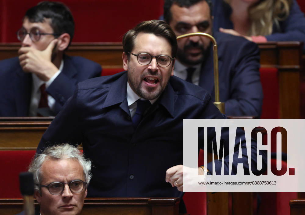 AssembleÌe Nationale - QAG du 6 octobre 2026 Benjamin Lucas-Lundy SÃ ance des Questions d ActualitÃ s au Gouvernement Ã l AssembleÌe Nationale Ã Paris, le 6 octobre 2026. Current Affairs Question Period with the Government at the National Assembly in Paris