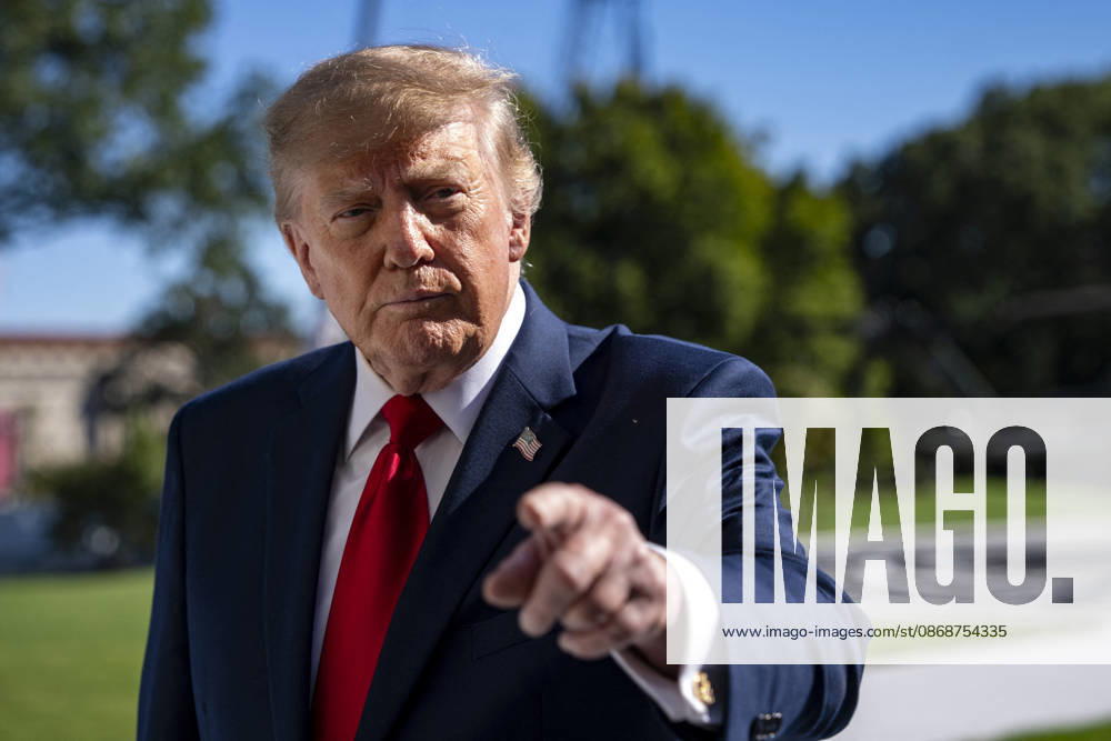 President Donald Trump Departs the White House for Baltimore, Maryland President Donald Trump speaks with reporters before boarding Marine One on the South Lawn of the White House in Washington, DC on Tuesday, October 6, 2026. The President is going to Baltimore, Maryland to deliver remarks at Anduril Industries, a tech company that builds robotic weapons and software for the military. Photo by Bonnie Cash Pool ABACAPRESS.COM WASHINGTON DC United States