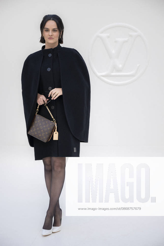 Louis Vuitton - Photocall - Paris Fashion Week EB Noémie Merlant attends the Louis Vuitton Womenswear Spring Summer 2027 show as part of Paris Fashion Week on October 06, 2026 in Paris, France. Photo by Eliot Blondet ABACAPRESS.COM Paris France France