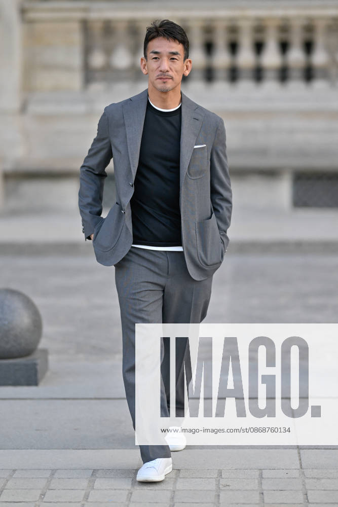 PFW Louis Vuitton Outside Arrivals Hidetoshi Nakata arriving at Louis Vuitton show during Paris Fashion Week, in Paris, France on 6 October 2026. Photo by Julien Reynaud APS-Medias ABACAPRESS.COM Paris France
