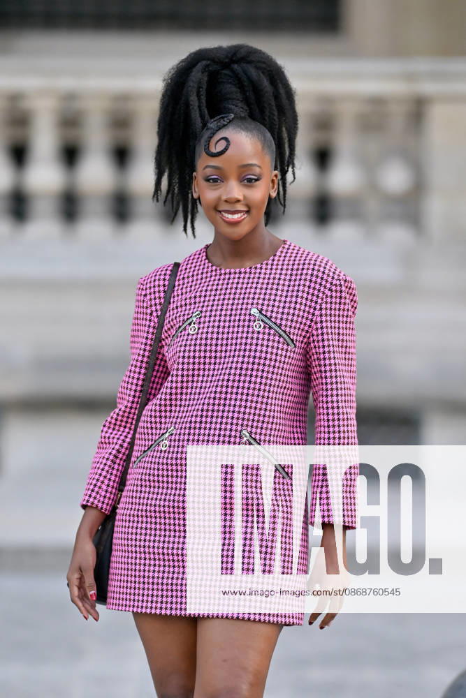 PFW Louis Vuitton Outside Arrivals Thuso Mbedu arriving at Louis Vuitton show during Paris Fashion Week, in Paris, France on 6 October 2026. Photo by Julien Reynaud APS-Medias ABACAPRESS.COM Paris France