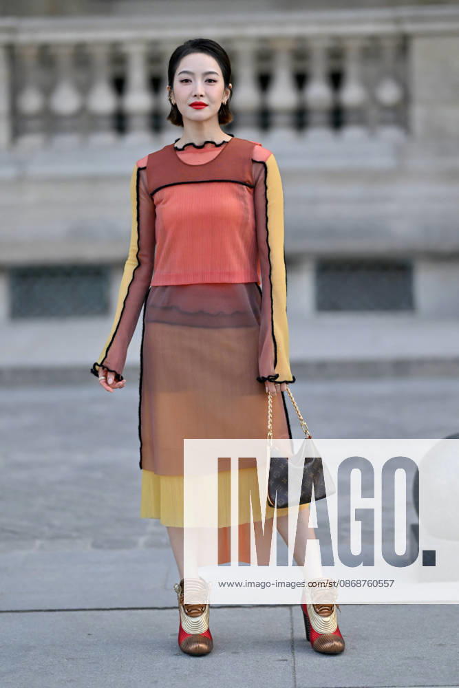 PFW Louis Vuitton Outside Arrivals Victoria Song arriving at Louis Vuitton show during Paris Fashion Week, in Paris, France on 6 October 2026. Photo by Julien Reynaud APS-Medias ABACAPRESS.COM Paris France
