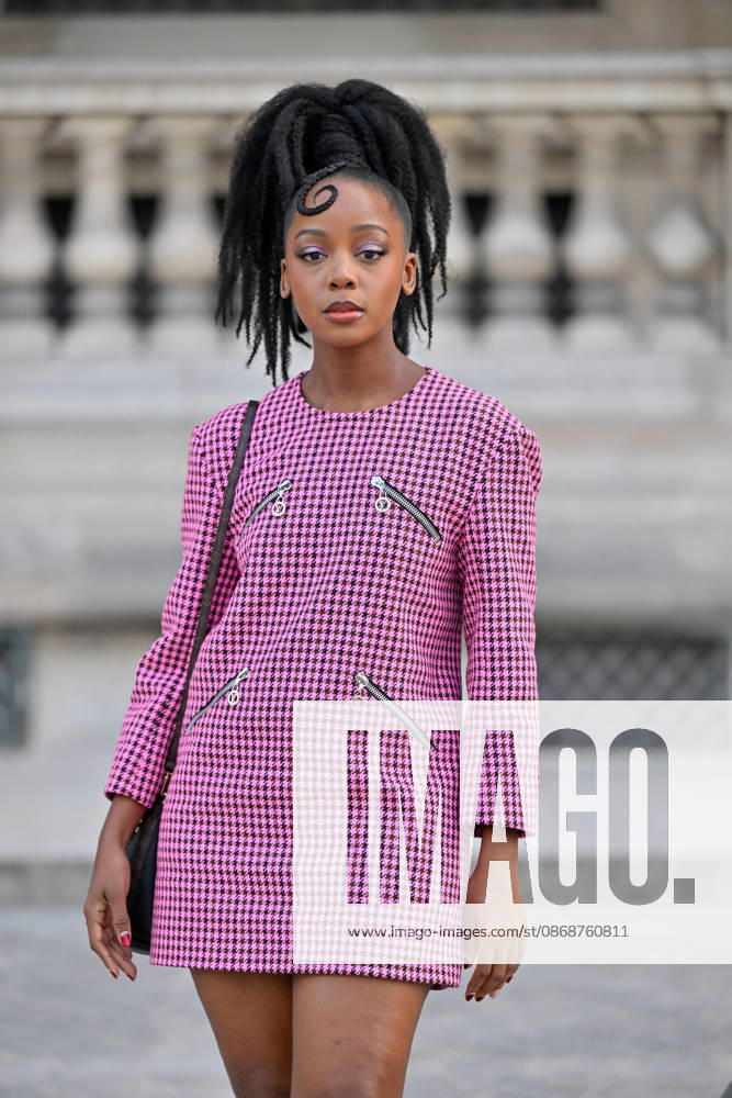 PFW Louis Vuitton Outside Arrivals Thuso Mbedu arriving at Louis Vuitton show during Paris Fashion Week, in Paris, France on 6 October 2026. Photo by Julien Reynaud APS-Medias ABACAPRESS.COM Paris France