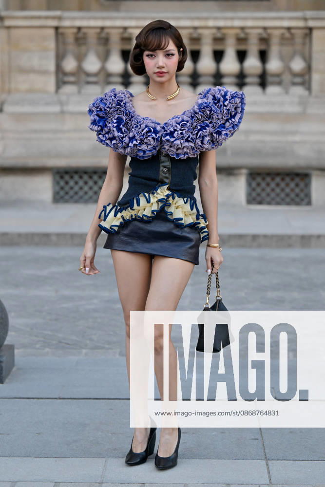 PFW Louis Vuitton Outside Arrivals Lisa arriving at Louis Vuitton show during Paris Fashion Week, in Paris, France on 6 October 2026. Photo by Julien Reynaud APS-Medias ABACAPRESS.COM Paris France